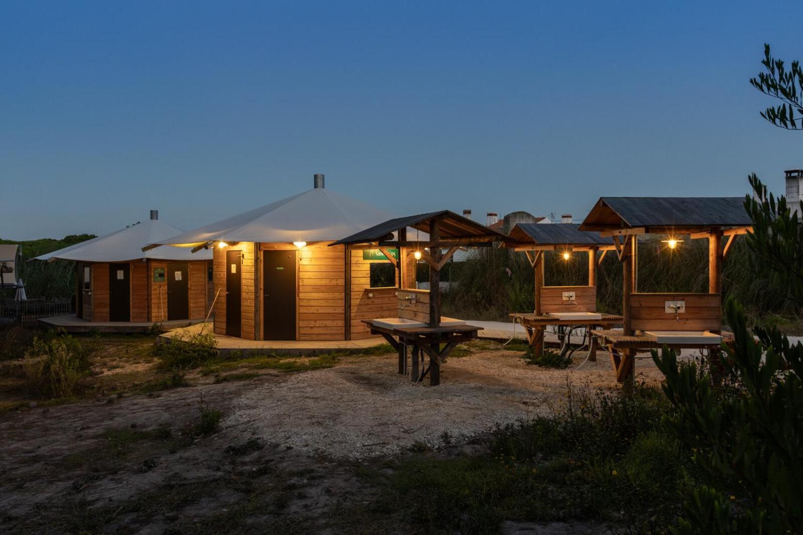 Huttopia Lagoa De Obidos Casal do Narcizo Exterior foto